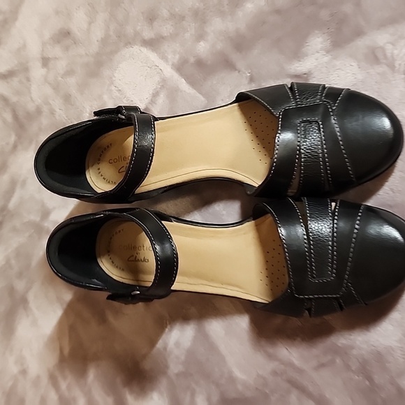 Clarks Shoes - Clarks Women’s Emily Davis Cutout Black shoes 8m